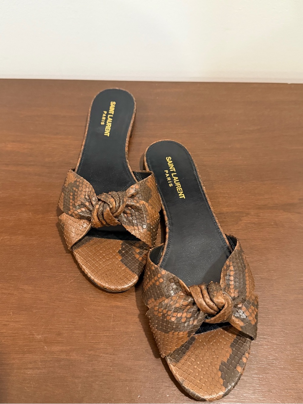 Authentic Yves Saint Laurent Bianca Knot Slides Python  Size 39.5 - Picture 2 of 16